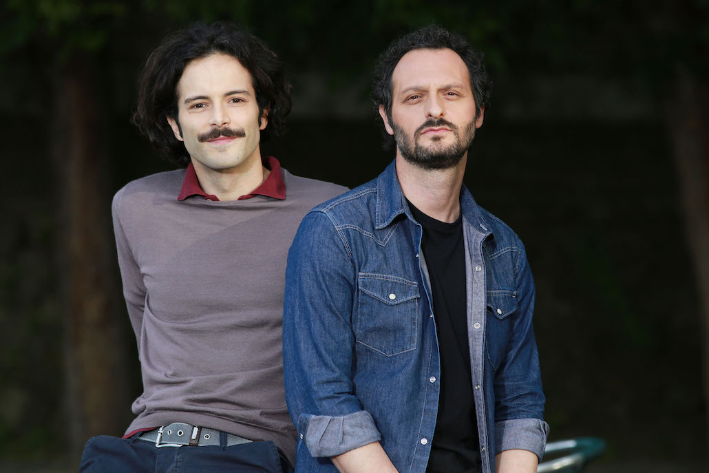 Amore pensaci tu: Solfrizzi e Troiano protagonisti della nuova serie di Canale 5 Amore pensaci tu: Solfrizzi e Troiano protagonisti della nuova serie di Canale 5