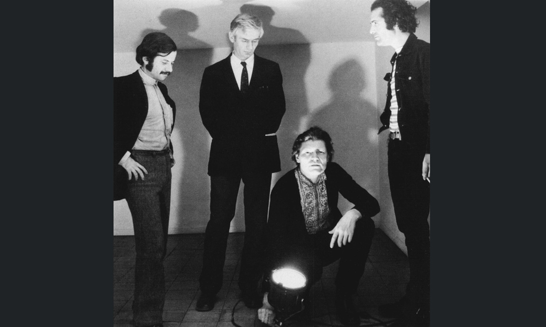 Jannis Kounellis: chi era il Maestro dell’Arte povera – Foto Jannis Kounellis: chi era il Maestro dell’Arte povera – Foto
