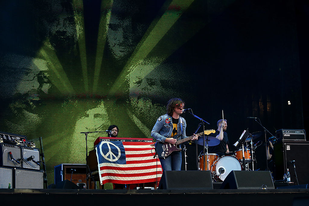 Ryan Adams, Prisoner: un tuffo negli anni Ottanta – Recensione Ryan Adams, Prisoner: un tuffo negli anni Ottanta – Recensione