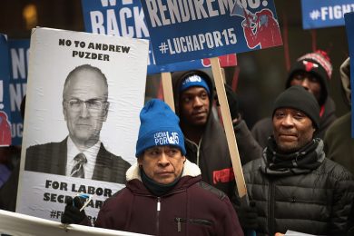 Dopo Flynn, Puzder: Trump perde pezzi