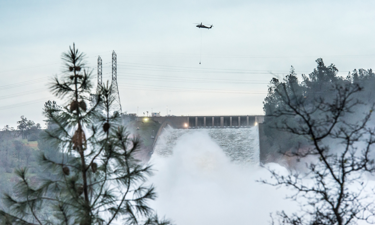La diga della California in stato di emergenza – Foto La diga della California in stato di emergenza – Foto