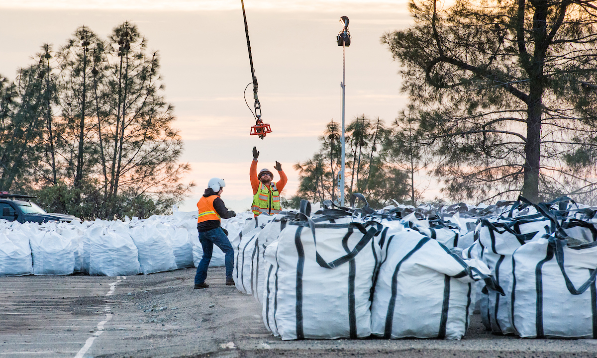 La diga della California in stato di emergenza – Foto La diga della California in stato di emergenza – Foto