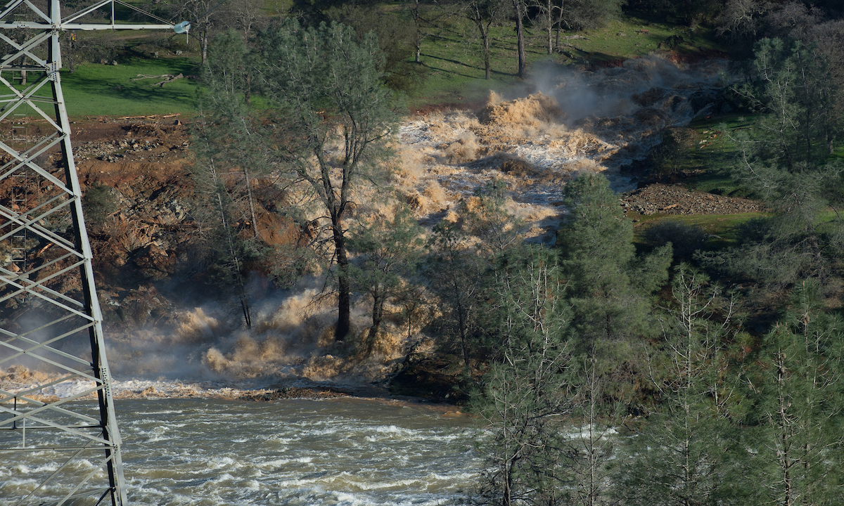 La diga della California in stato di emergenza – Foto La diga della California in stato di emergenza – Foto
