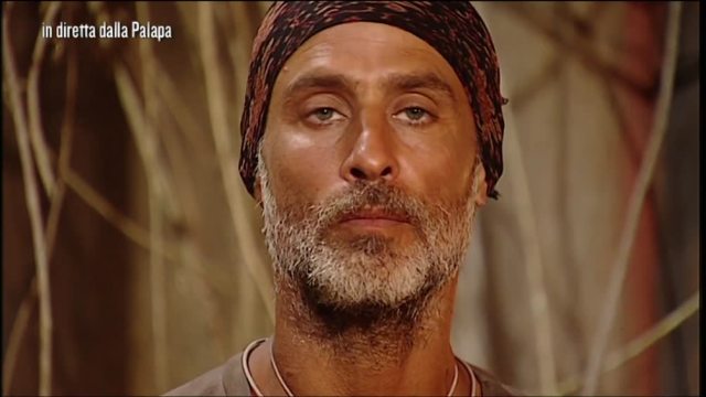 Isola dei Famosi 12: eliminata la Caldonazzo, scintille tra Marcuzzi e Degan Isola dei Famosi 12: eliminata la Caldonazzo, scintille tra Marcuzzi e Degan