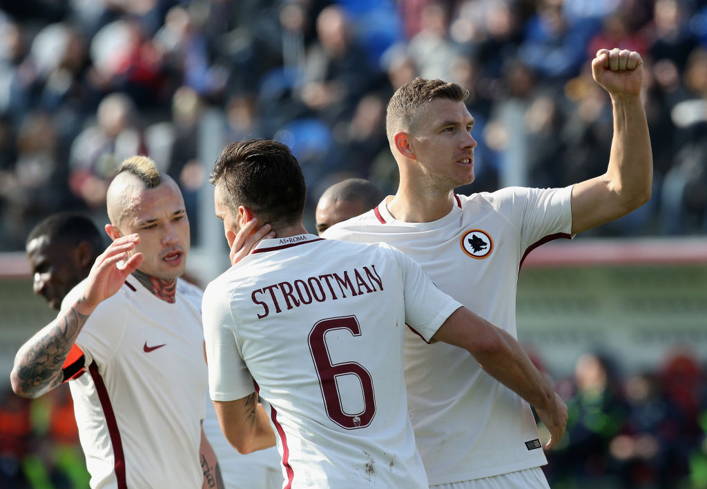 Serie A: la doppietta di Higuain in Cagliari – Juve e la 24a giornata in foto Serie A: la doppietta di Higuain in Cagliari – Juve e la 24a giornata in foto