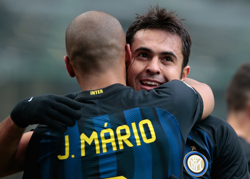 Serie A: la doppietta di Higuain in Cagliari – Juve e la 24a giornata in foto Serie A: la doppietta di Higuain in Cagliari – Juve e la 24a giornata in foto