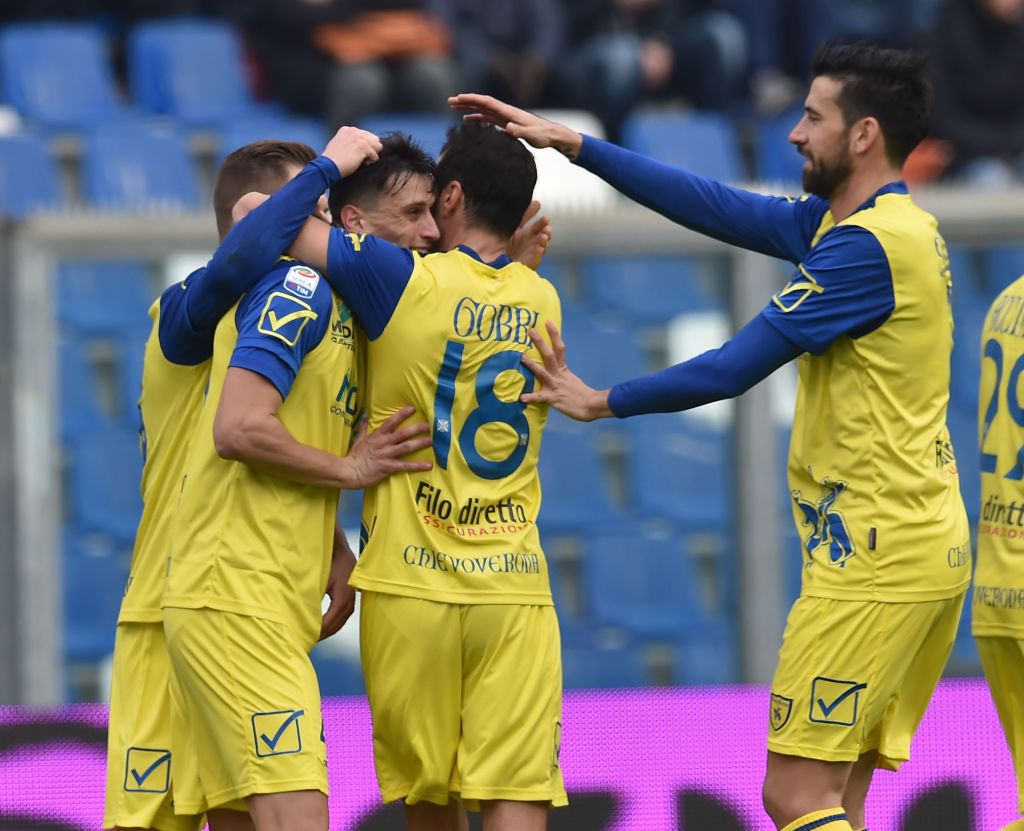 Serie A: la doppietta di Higuain in Cagliari – Juve e la 24a giornata in foto Serie A: la doppietta di Higuain in Cagliari – Juve e la 24a giornata in foto