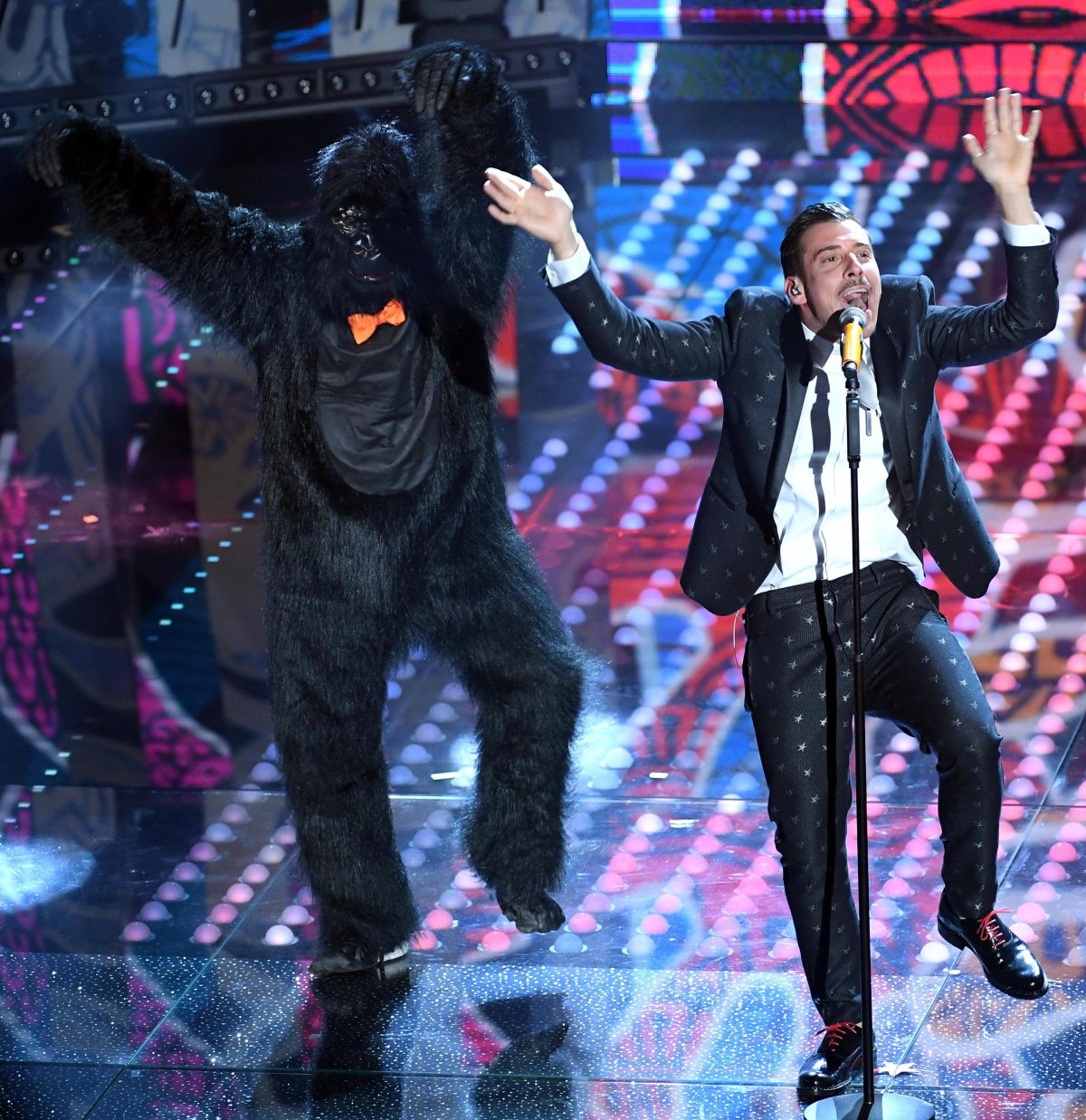 Galleria foto 'Francesco Gabbani vince Sanremo 2017: l’intervista' - foto 7