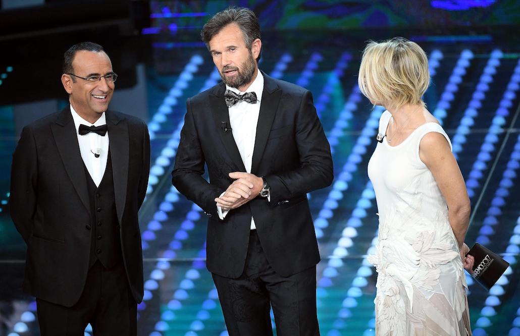 Sanremo 2017: Zucchero conquista tutti, Crozza show con la De Filippi nella Finale