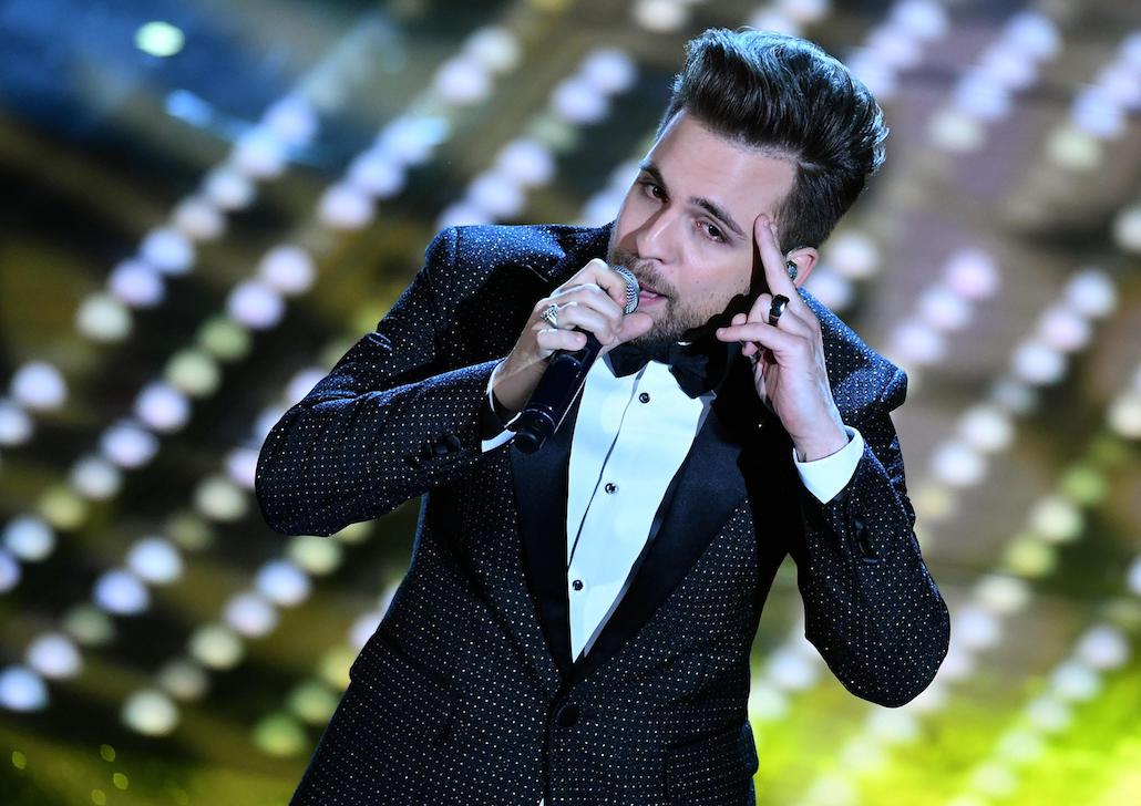 Sanremo 2017: le pagelle ai look della quarta serata