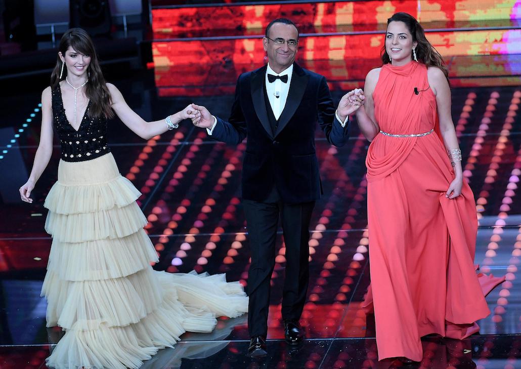 Sanremo 2017: Crozza fa Bergoglio, Mika contro le discriminazioni