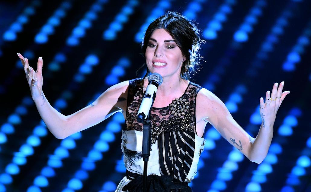 Sanremo 2017: le pagelle ai look della seconda serata Sanremo 2017: le pagelle ai look della seconda serata