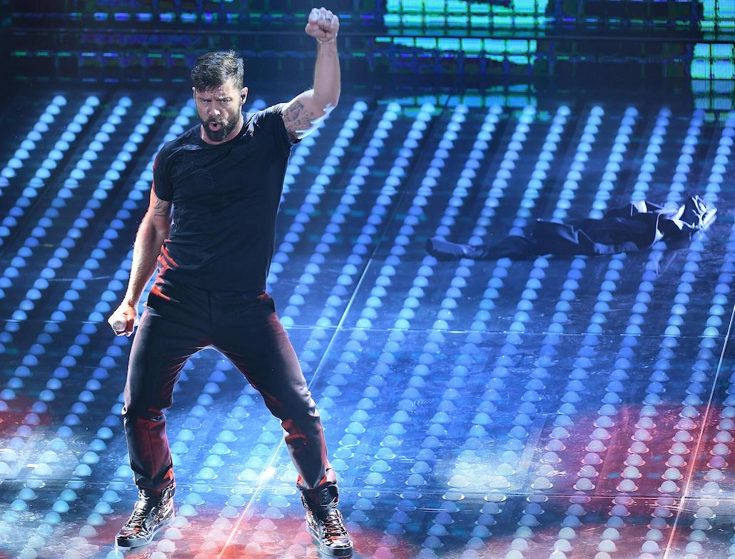 Sanremo 2017: le pagelle ai look della prima puntata Sanremo 2017: le pagelle ai look della prima puntata