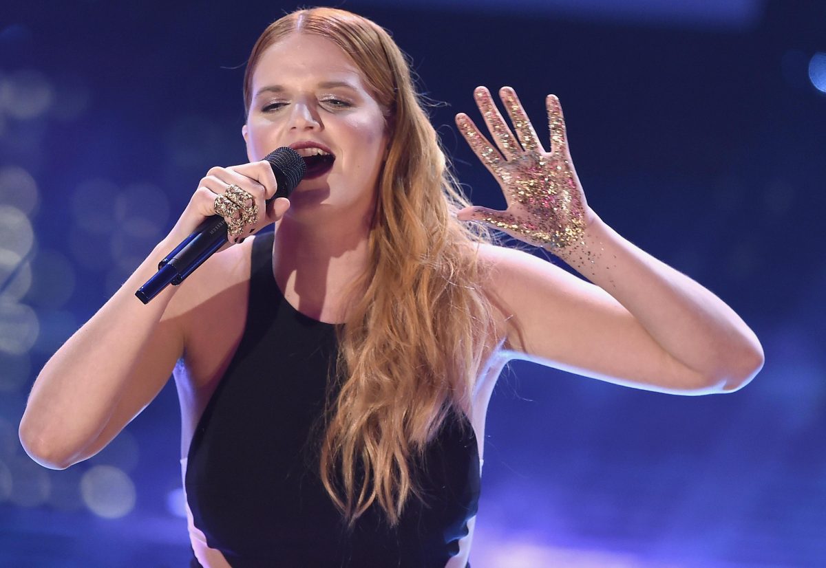 Galleria foto 'Sanremo 2017: tutto sulle canzoni dei Big della seconda serata' - foto 3