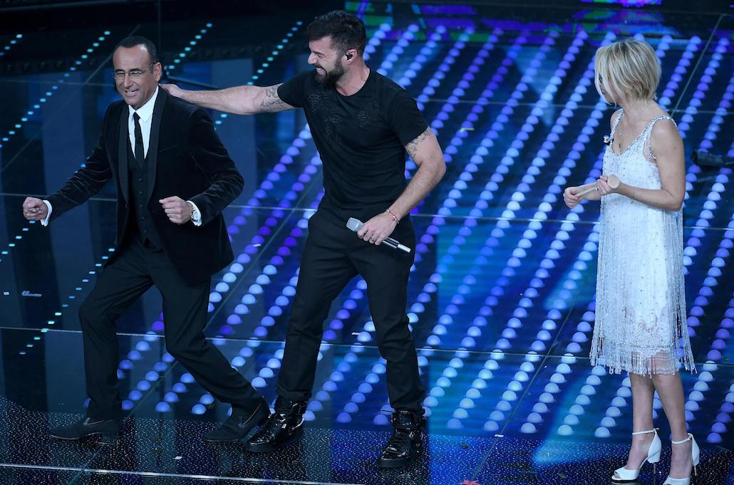 Sanremo 2017: Maria De Filippi superstar, Crozza attacca Salvini