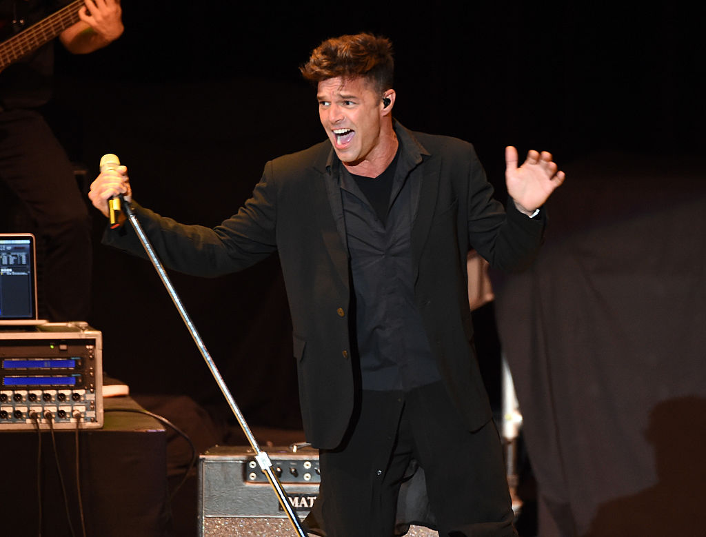 Sanremo 2017: Bova, Leotta e Cortellesi primi ospiti, la De Filippi ha la febbre Sanremo 2017: Bova, Leotta e Cortellesi primi ospiti, la De Filippi ha la febbre