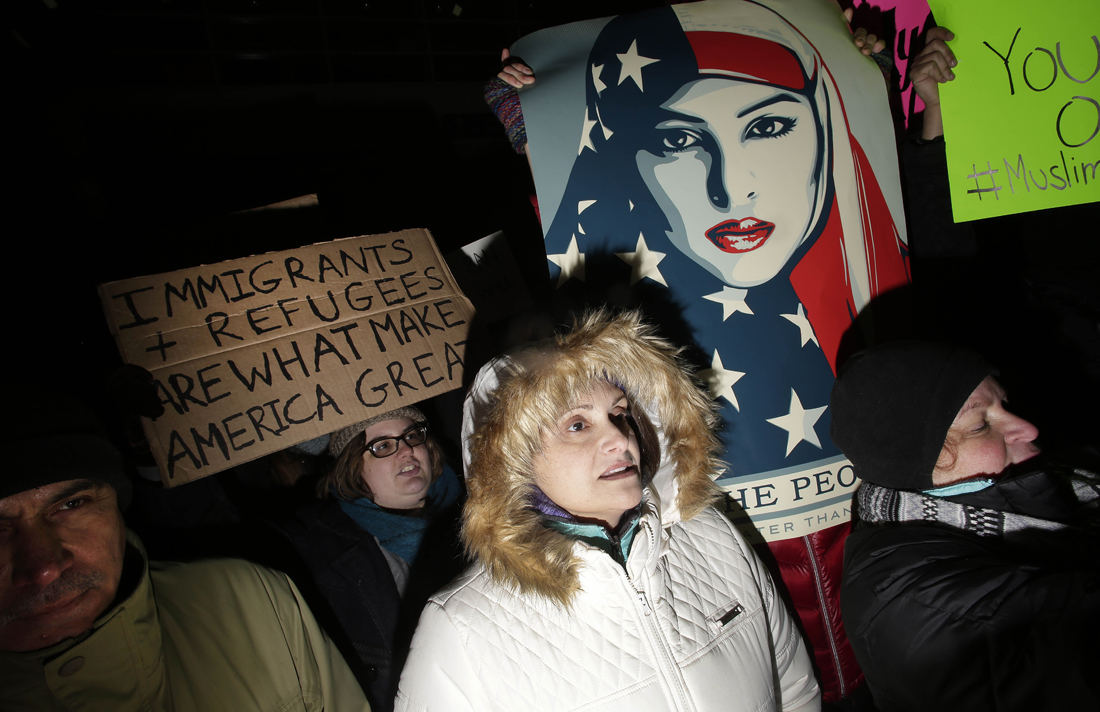 Bando all’immigrazione, Trump fra la Silicon Valley e i giudici