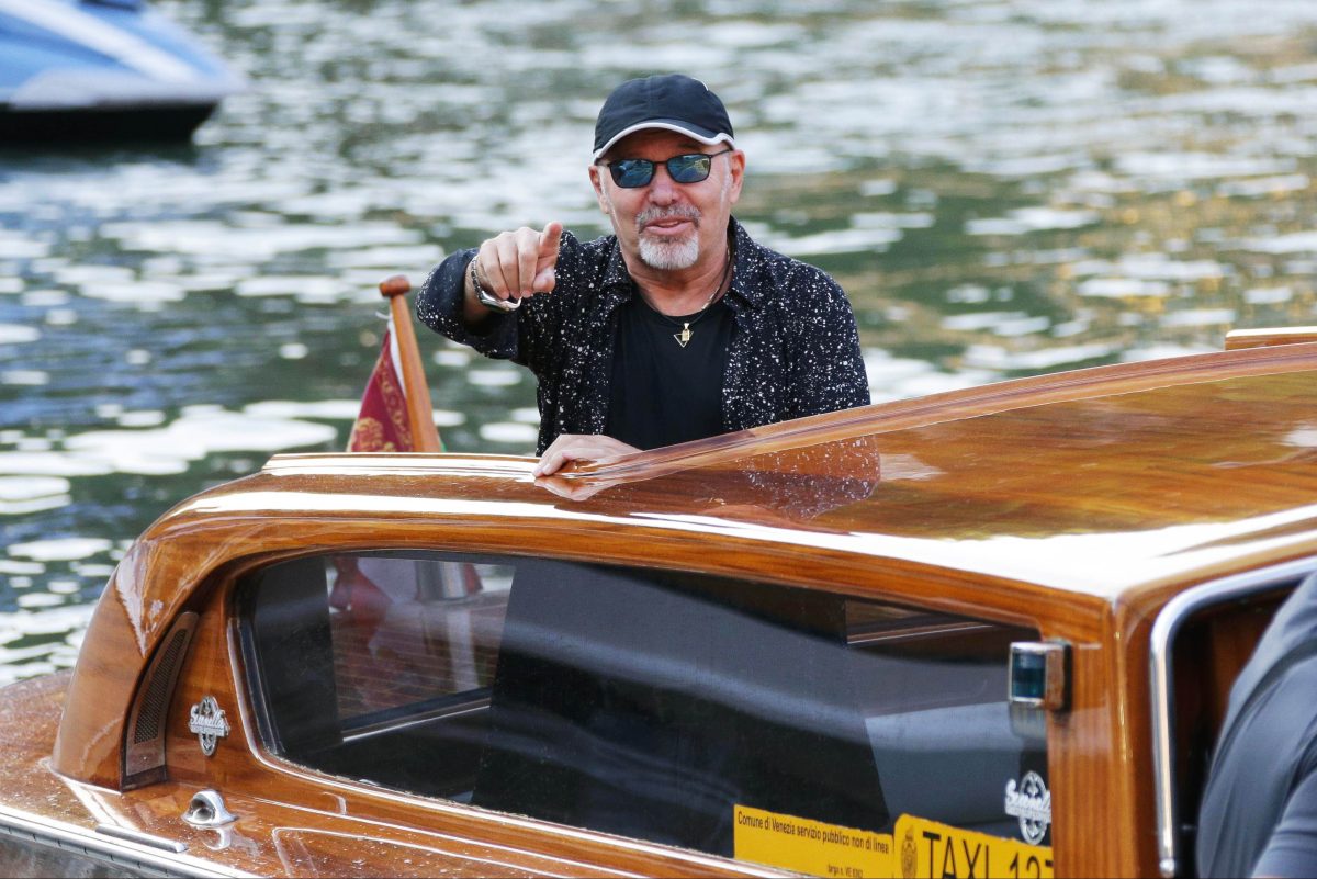 Vasco Rossi compie 65 anni: le 65 canzoni indimenticabili Vasco Rossi compie 65 anni: le 65 canzoni indimenticabili