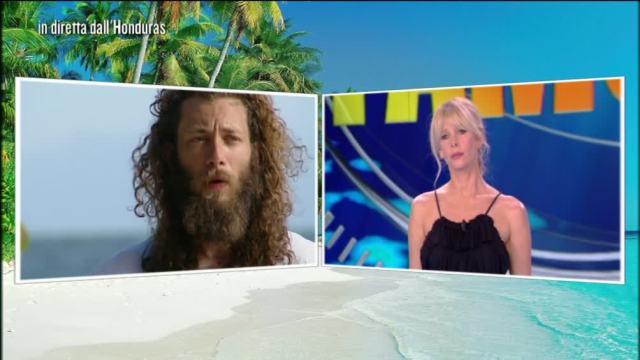 Isola dei Famosi 12: espulso il modello Andrea Marcaccini Isola dei Famosi 12: espulso il modello Andrea Marcaccini