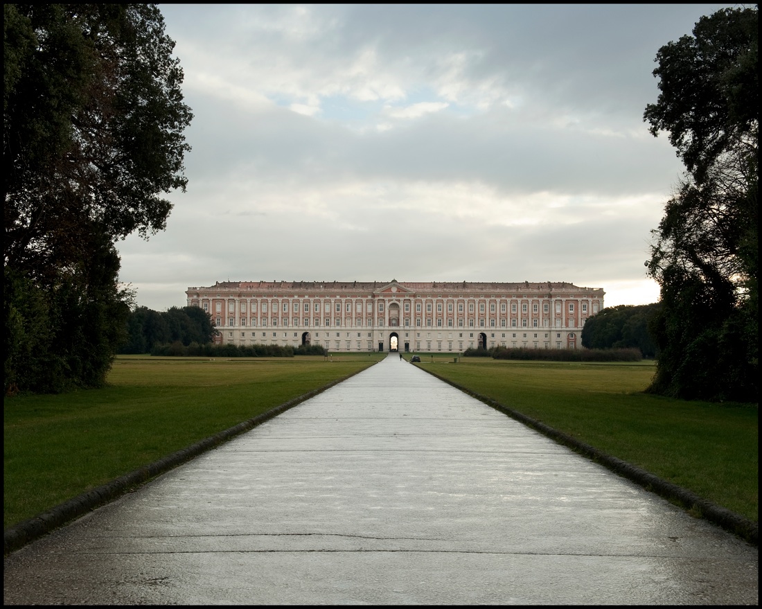 Reggia di Caserta: rinasce la sontuosa residenza dei Borbone Reggia di Caserta: rinasce la sontuosa residenza dei Borbone