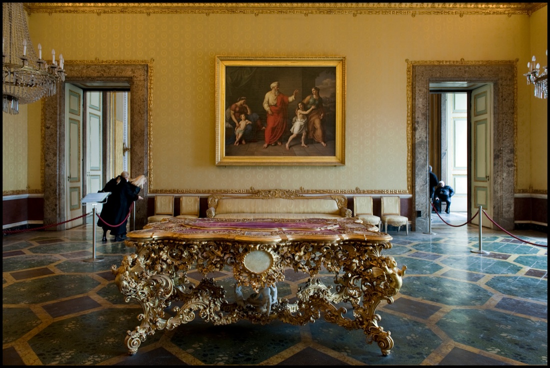 Reggia di Caserta: rinasce la sontuosa residenza dei Borbone Reggia di Caserta: rinasce la sontuosa residenza dei Borbone