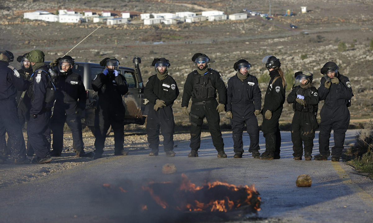 Cisgiordania, completato lo sgombero di Amona – Foto