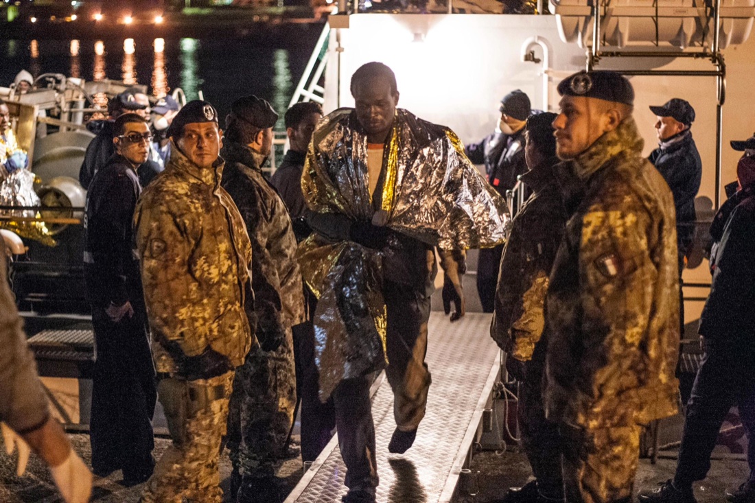 Migranti: così l’Unione europea vuole chiudere la rotta libica
