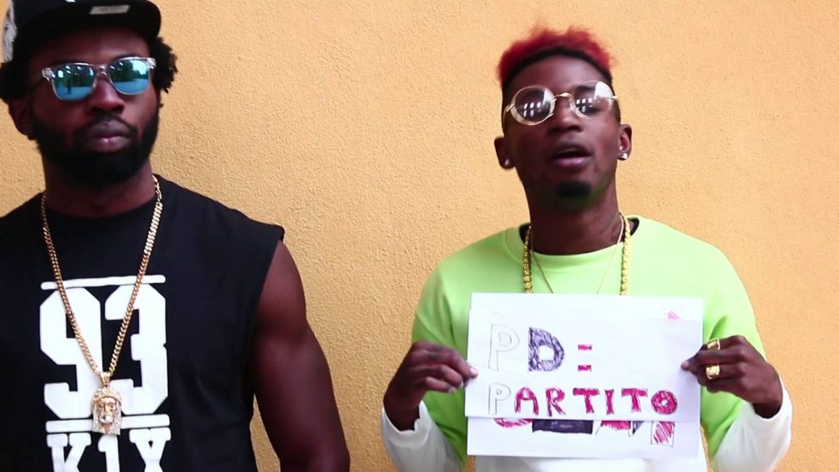 Galleria foto 'Bello Figo cancellato anche da Wikipedia: perché fa arrabbiare tutti?' - foto 5