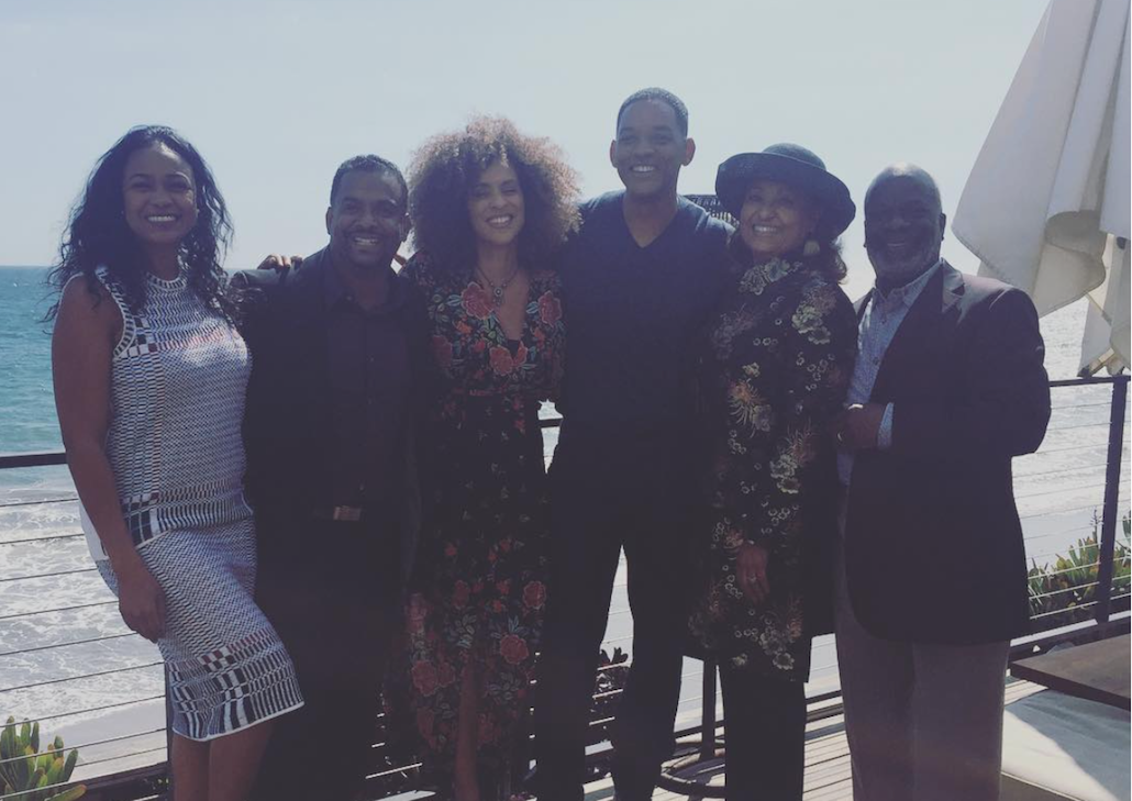 Willy, il principe di Bel-Air: dopo la reunion del cast volano insulti sui social Willy, il principe di Bel-Air: dopo la reunion del cast volano insulti sui social