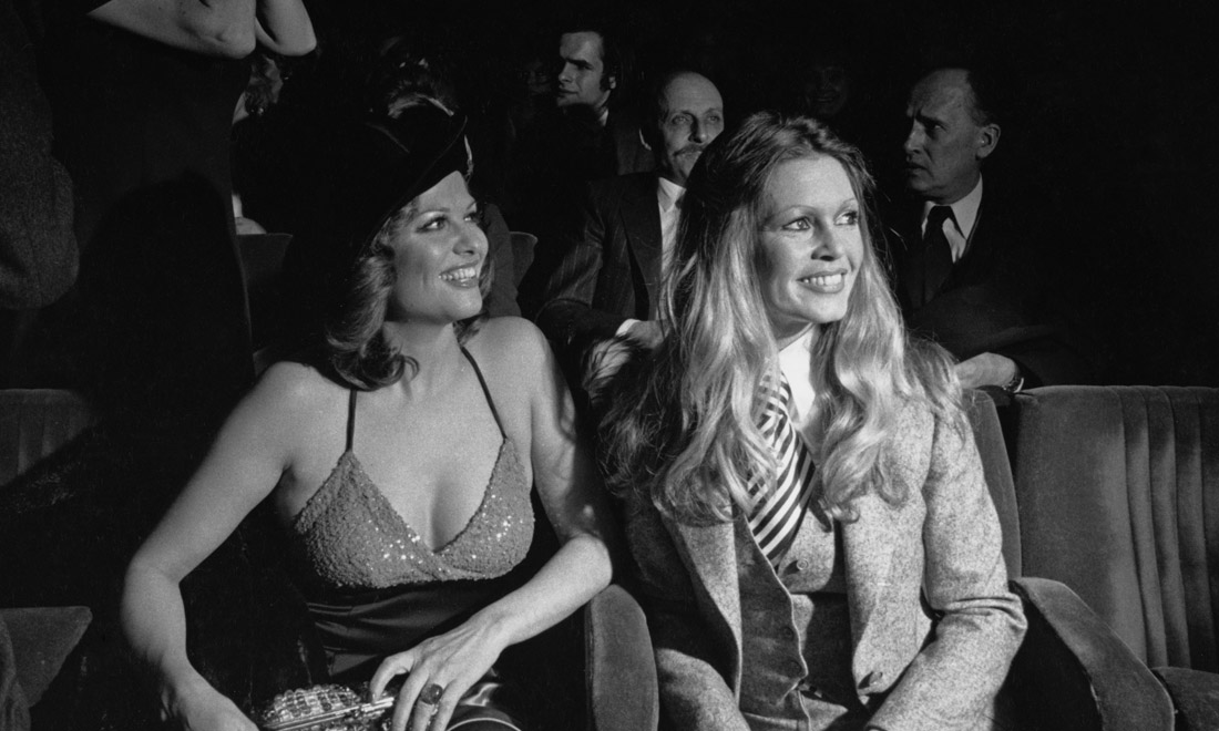 Claudia Cardinale ritoccata dal Festival di Cannes. Ecco la sua bellezza autentica – Foto Claudia Cardinale ritoccata dal Festival di Cannes. Ecco la sua bellezza autentica – Foto