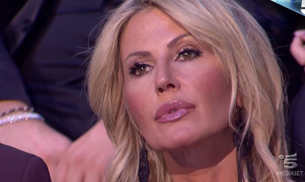 Isola dei Famosi 12: Samantha De Grenet eliminata, Degan e Base al televoto Isola dei Famosi 12: Samantha De Grenet eliminata, Degan e Base al televoto