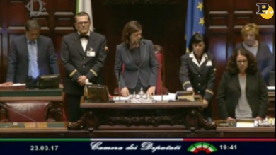 Boldrini chiede minuto di silenzio per Londra. L’aula risponde “No”