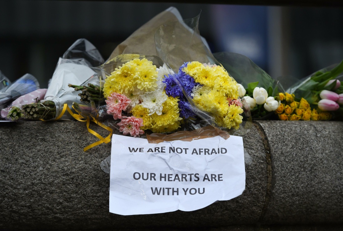 Attentato di Londra: cosa sappiamo finora – FOTO e VIDEO