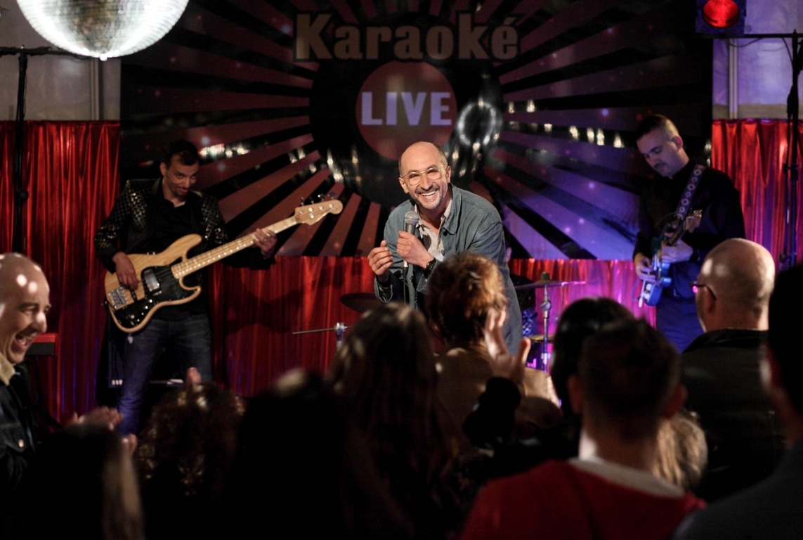 In viaggio con Jacqueline, il cinema è poesia – La recensione