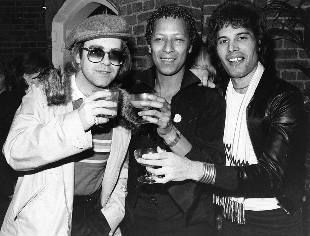 Elton John compie 70 anni: la sua storia in 10 immagini cult Elton John compie 70 anni: la sua storia in 10 immagini cult