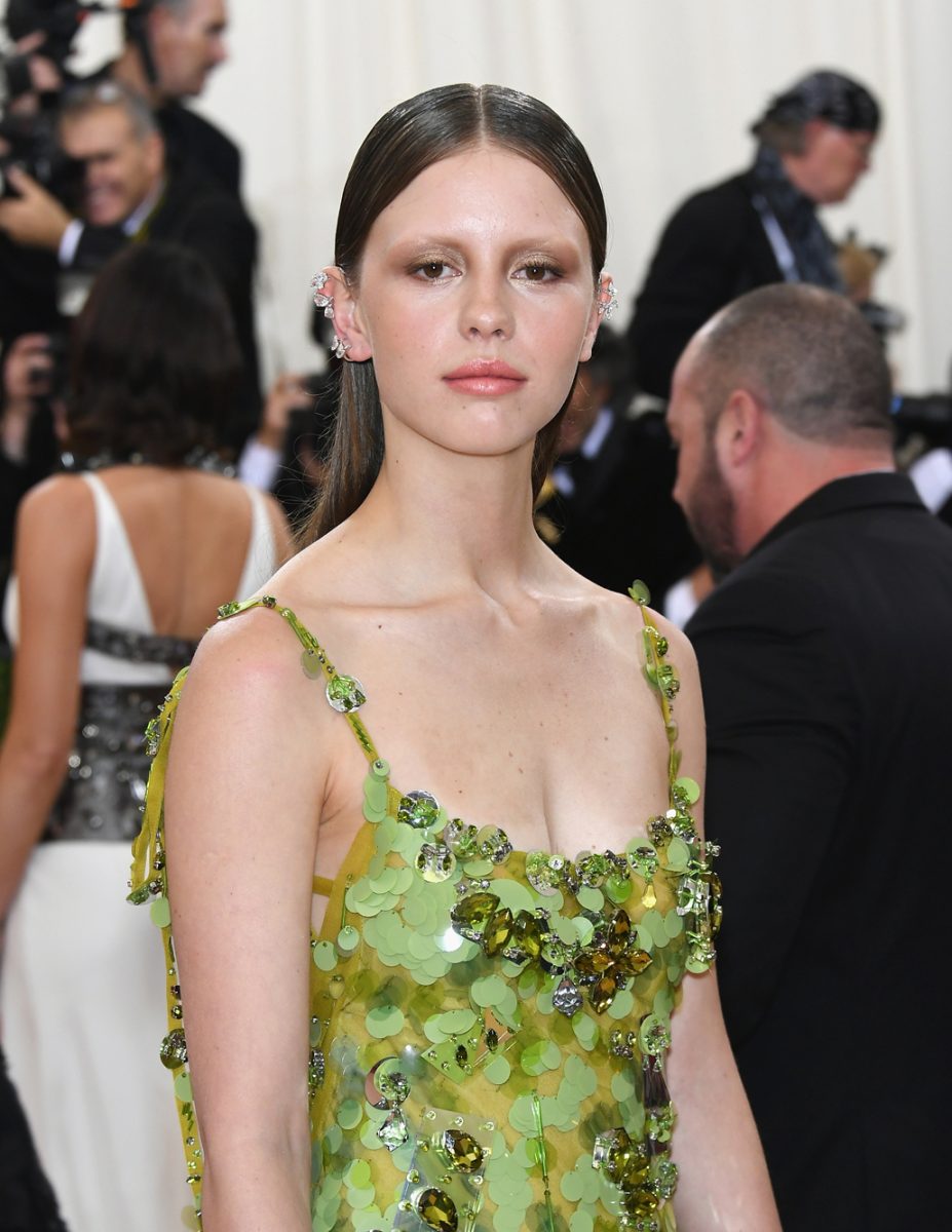 Mia Goth, la donna del mistero