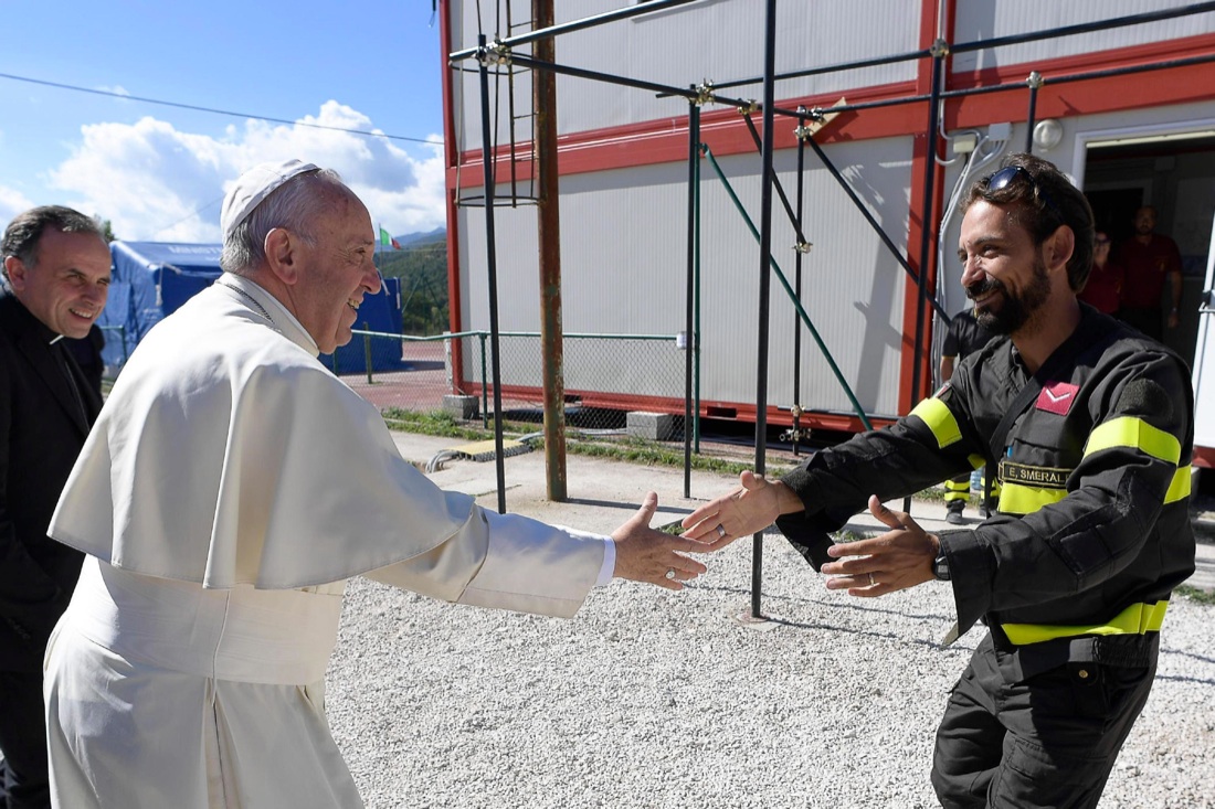 Papa Francesco, le foto e la storia
