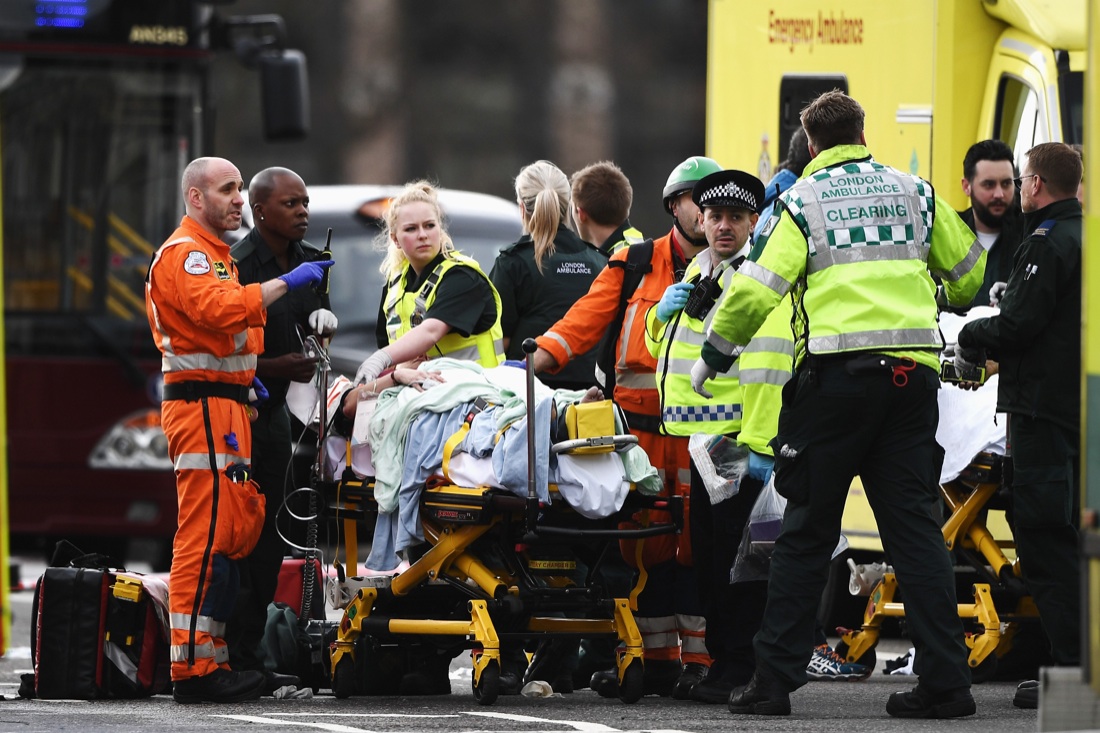 Attentato a Londra: il racconto dei testimoni – FOTO e VIDEO