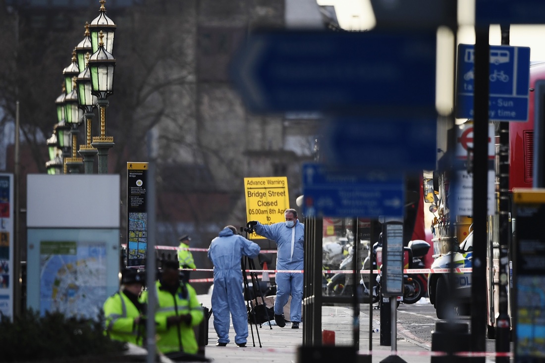 Attentato a Londra: il racconto dei testimoni – FOTO e VIDEO