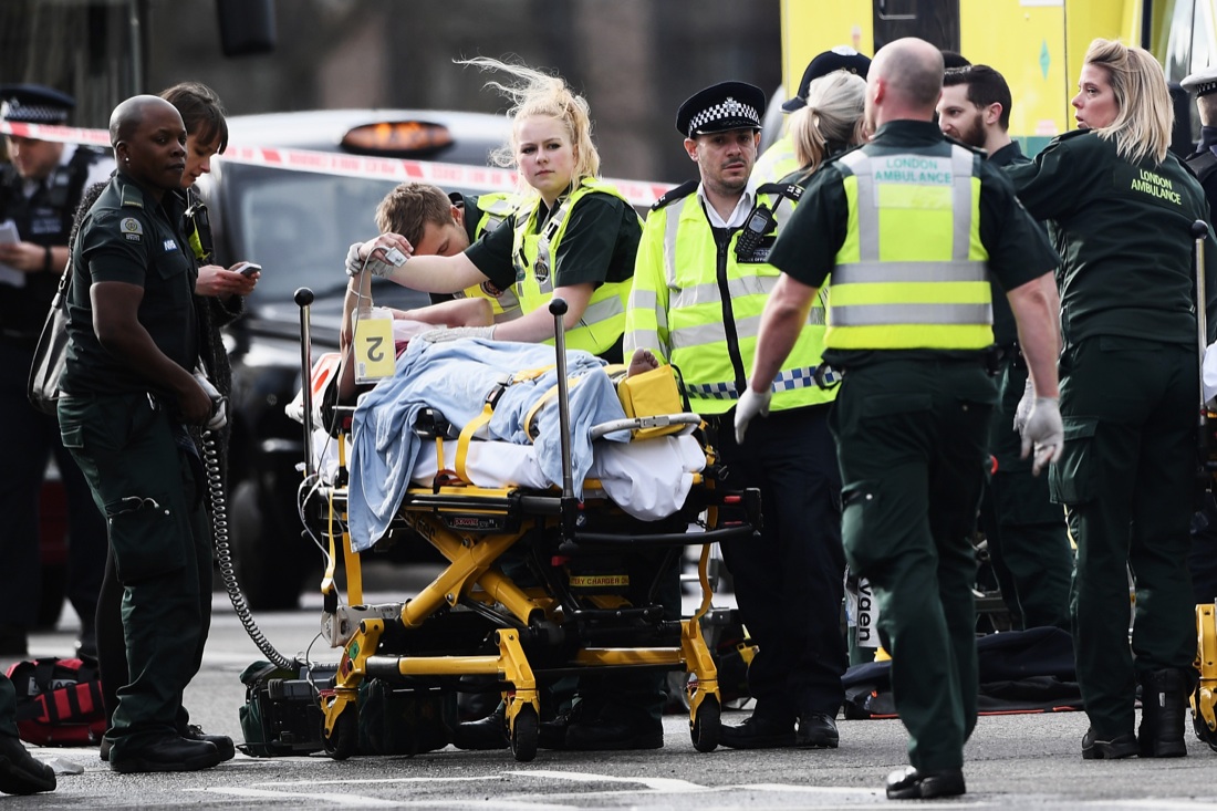 Attentato a Londra: il racconto dei testimoni – FOTO e VIDEO