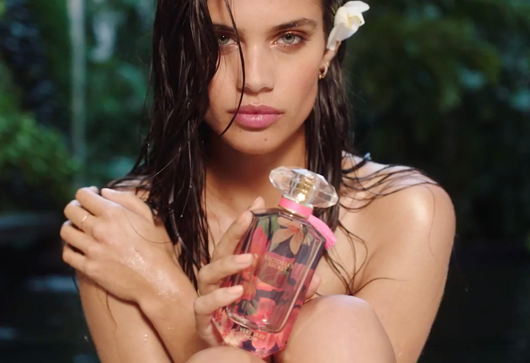 Sara Sampaio seduce sempre di più