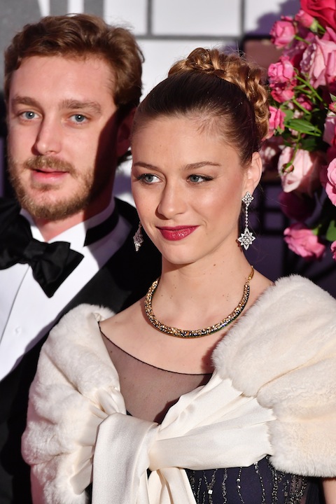 Beatrice e Charlotte Casiraghi regine al ballo delle rose