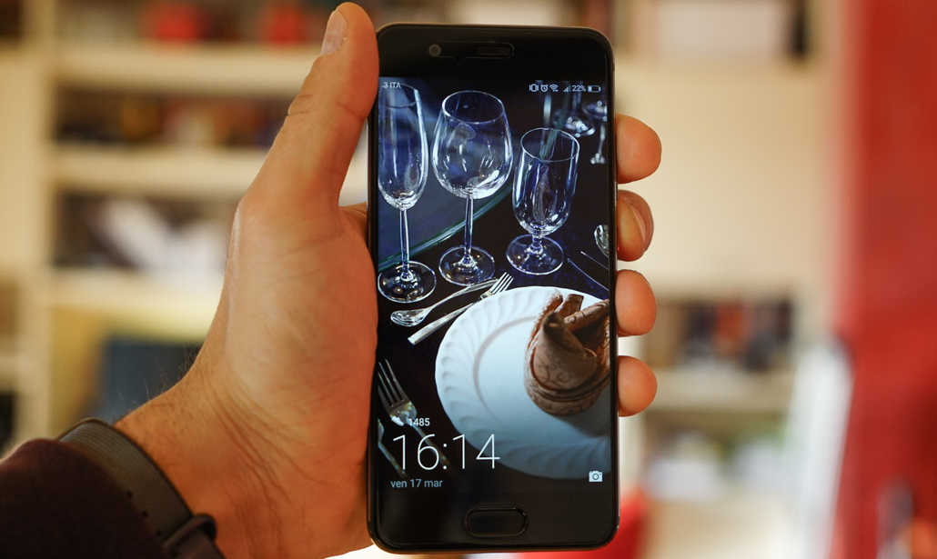 Huawei P10, la recensione Huawei P10, la recensione
