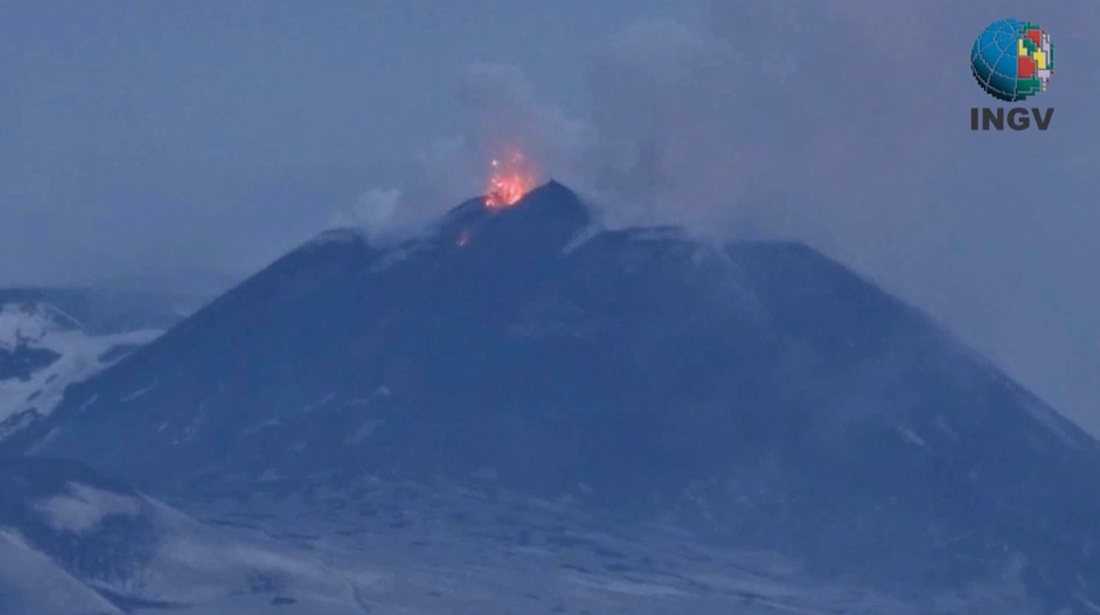 Etna, l’eruzione – FOTO e VIDEO Etna, l’eruzione – FOTO e VIDEO