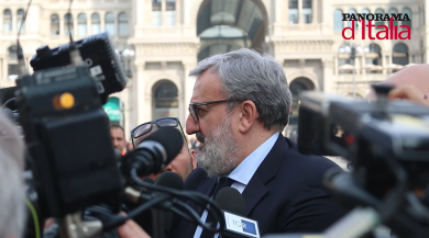 Emiliano: “Doppio ruolo? Anche Renzi è stato sindaco e segretario”