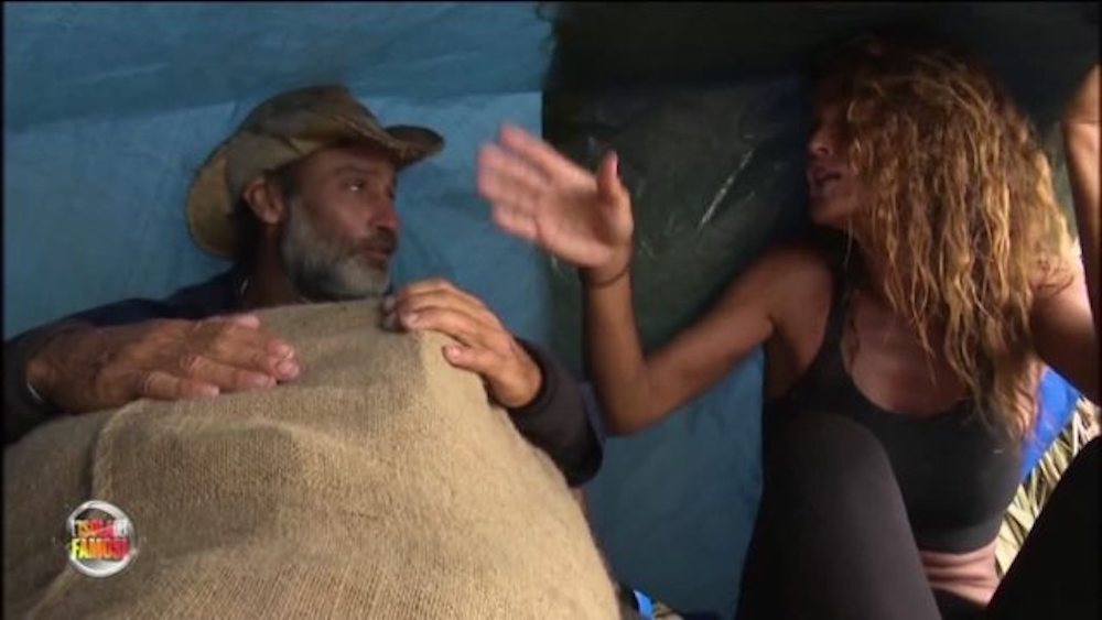 Isola dei Famosi 12: Barale e Degan si baciano, Moreno sull’ultima spiaggia