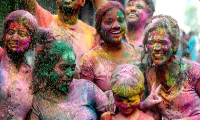 Holi, le foto più belle della Festa dei colori