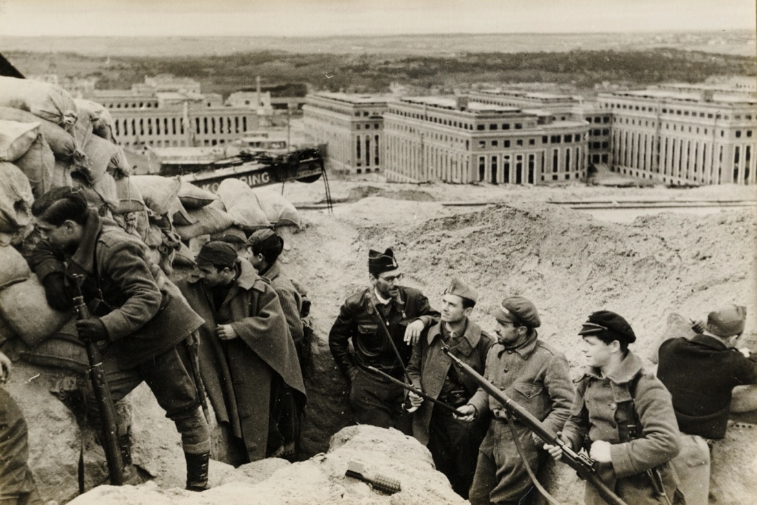 Le immagini di Madrid sotto assedio (1936-39) in mostra a Milano