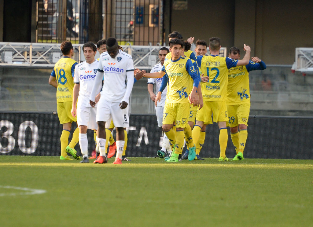 Le polemiche per Juve – Milan, il derby di Genova e la 28a giornata in foto Le polemiche per Juve – Milan, il derby di Genova e la 28a giornata in foto