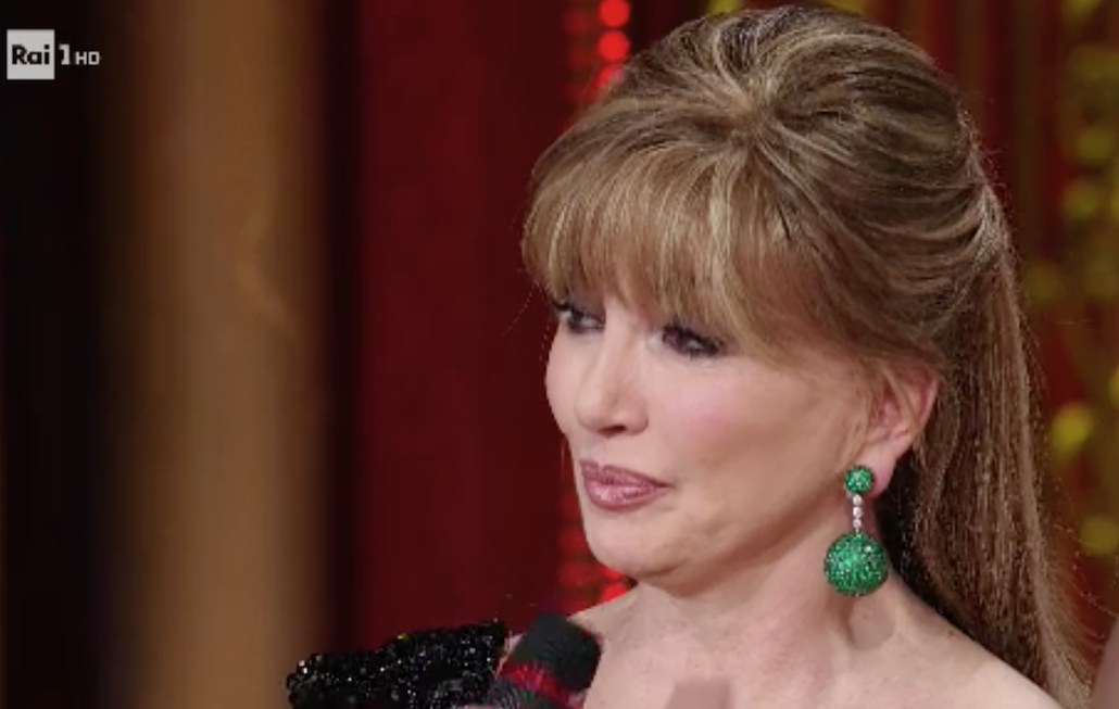 Ballando con le stelle 12: eliminata la Galiena, tutti pazzi per Oney Tapia